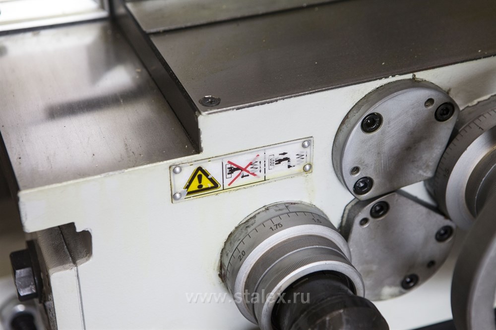 Фото 58 - Широкоуниверсальный фрезерный станок STALEX MUF150 Servo.