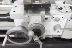 Фото 28 - Станок токарно-винторезный STALEX C6246E/1000 (Аналог токарного станка 16К20, 1А616, 1К62, 16В20, 1В62Г).