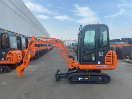 Фото 33 - Мини-экскаватор Lonking CDM6020.