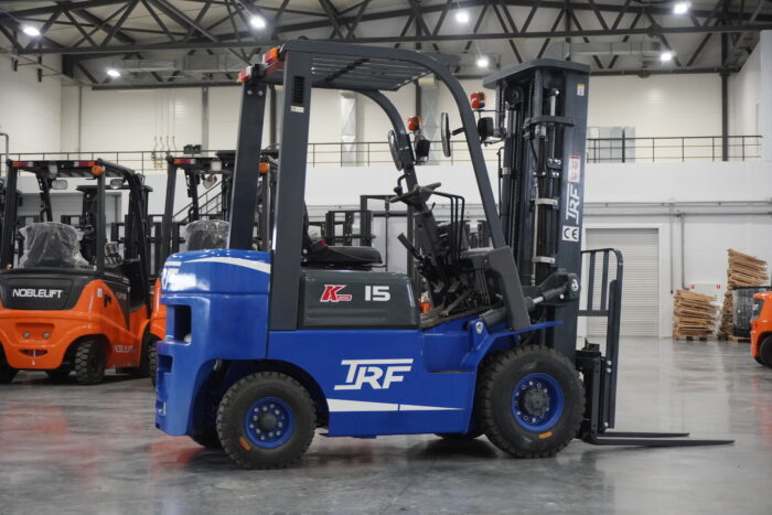 Фото 1 - Вилочный погрузчик TRF D15-4X.